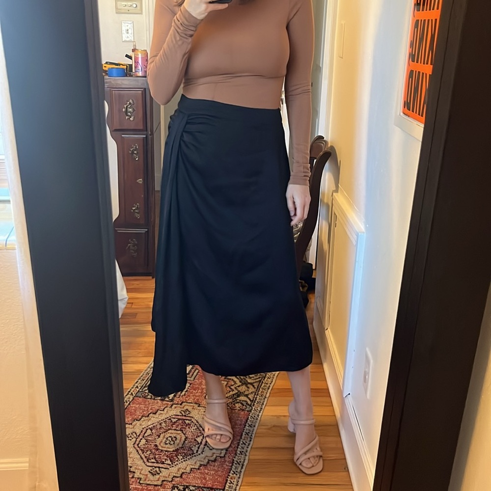 Veronica Beard Black Midi Skirt